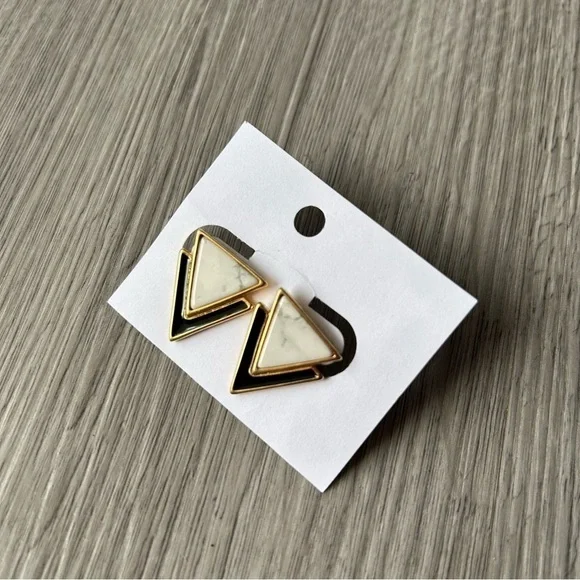 Vintage 80s Style Triangle Earrings With Marble, Gold & Black Detail Women’s - Picture 8 of 9